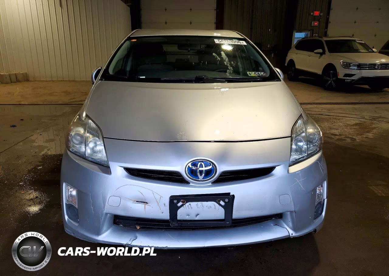 2011 Toyota Prius Two VIN:JTDKN3DU4B5302910 - 5