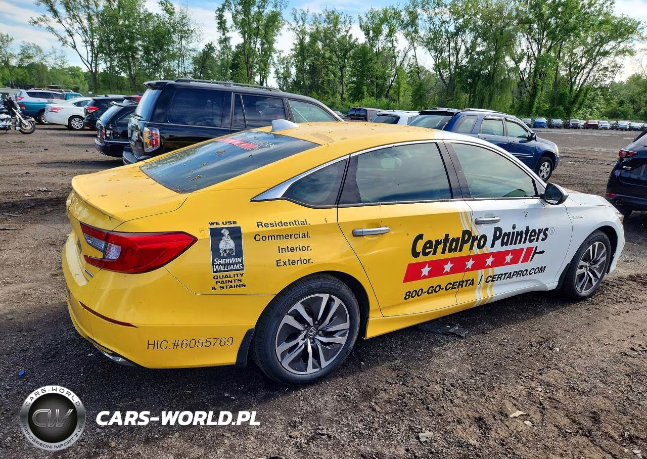 2018 Honda Accord Hybrid VIN:1HGCV3F17JA014135 - 3