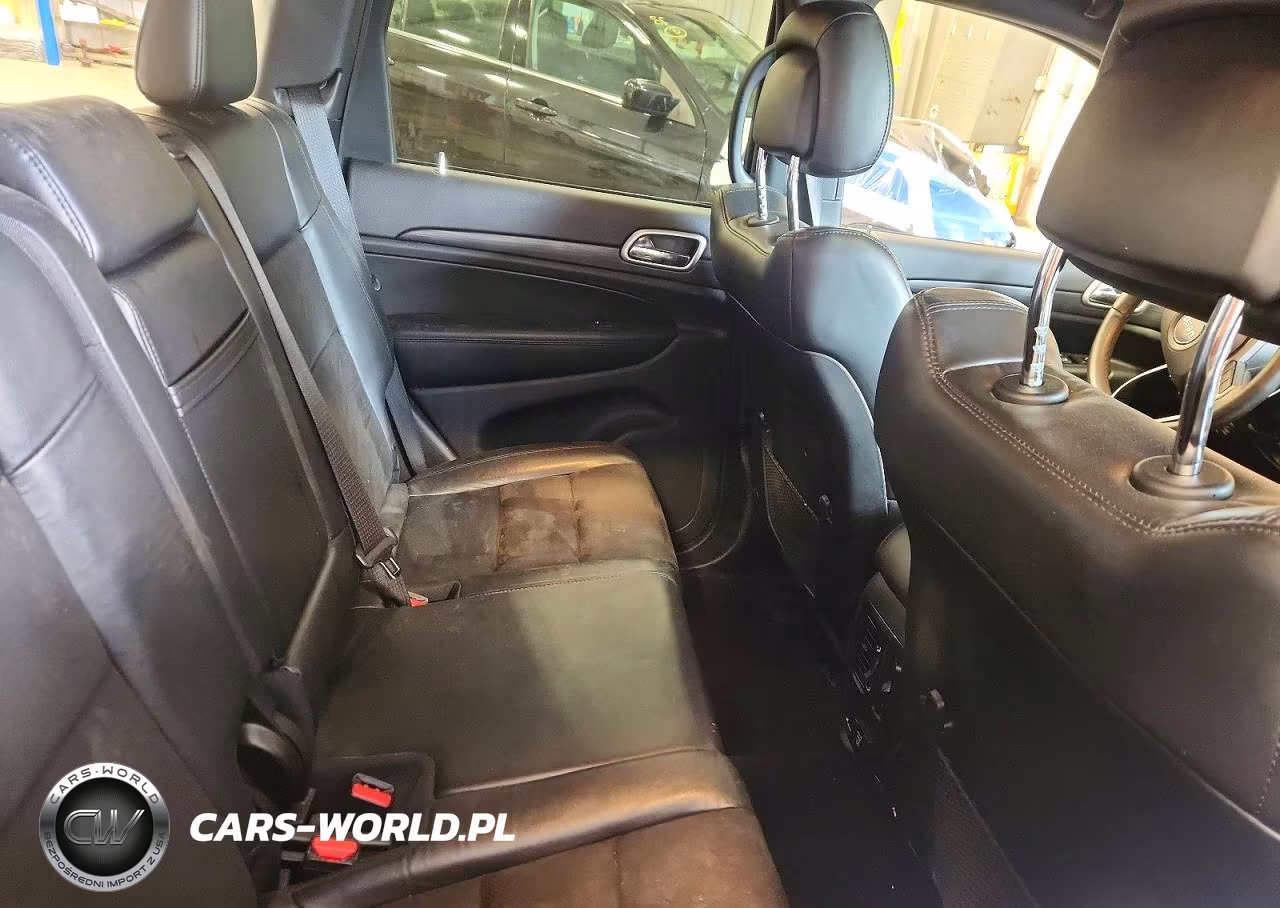 2019 Jeep Grand Cherokee Laredo VIN:1C4RJFAG0KC600618 - 11