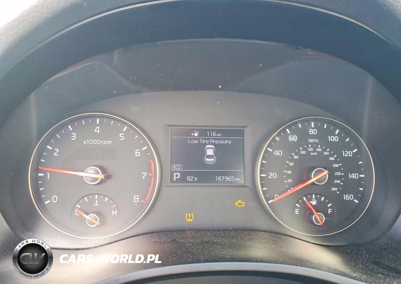 2018 Kia Cadenza Premium VIN:KNALB4J15J5120593 - 9