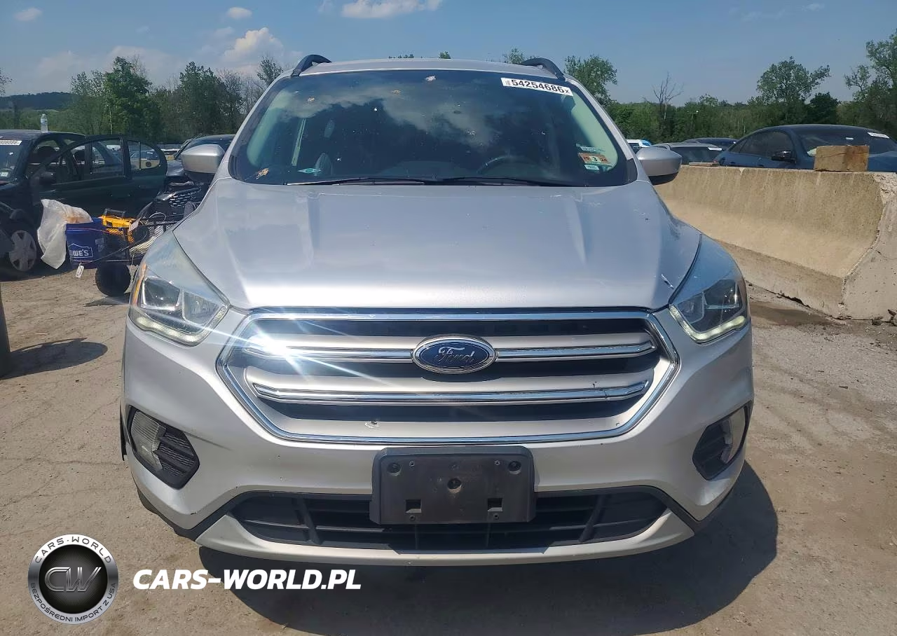 2017 Ford Escape Se VIN:1FMCU9GD0HUC88679 - 5