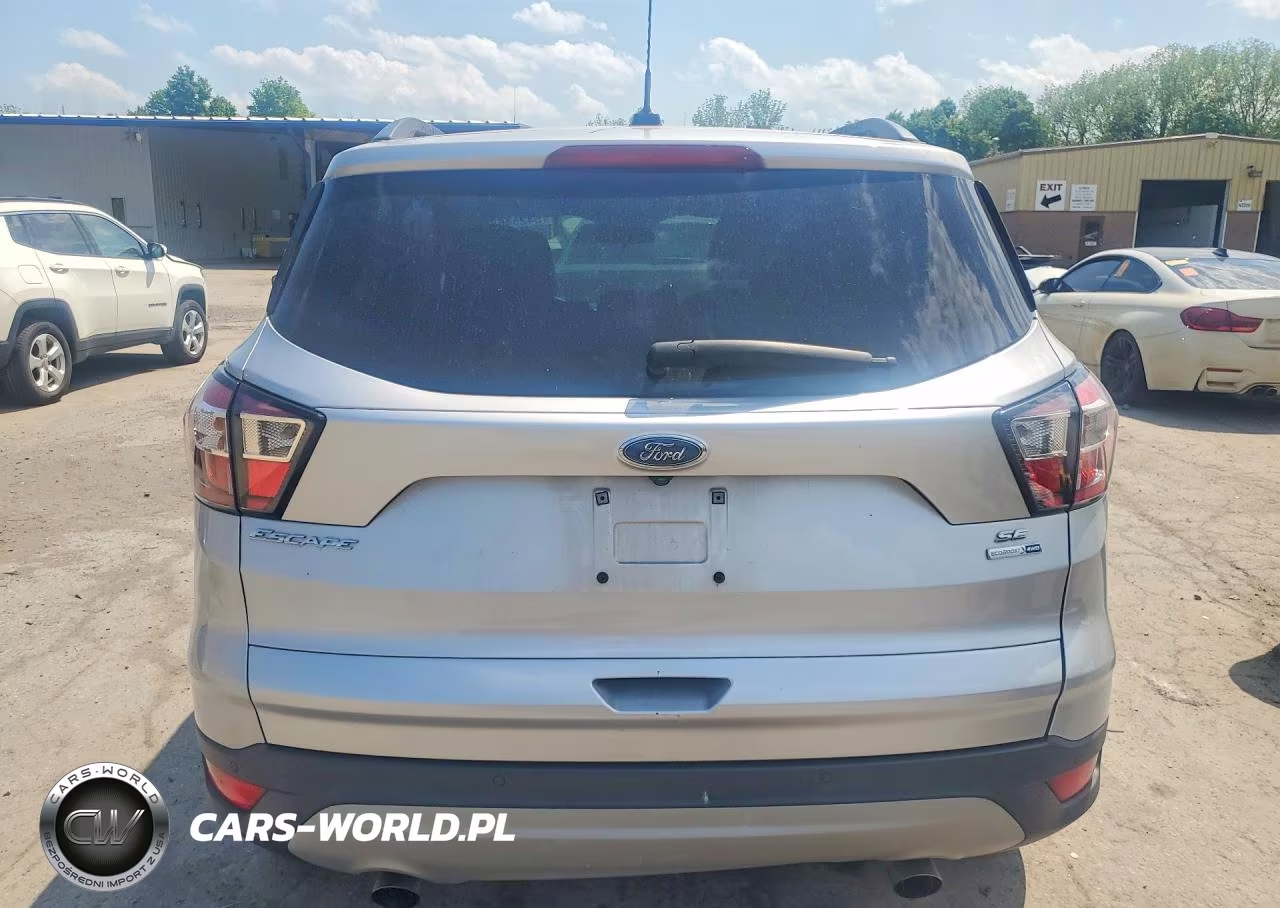 2017 Ford Escape Se VIN:1FMCU9GD0HUC88679 - 6