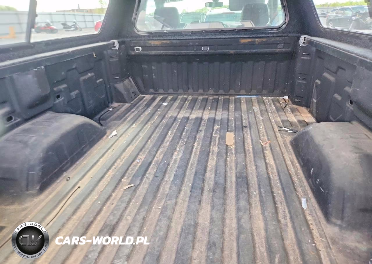2020 Chevrolet Silverado K1500 VIN:3GCNYAEH4LG145366 - 10