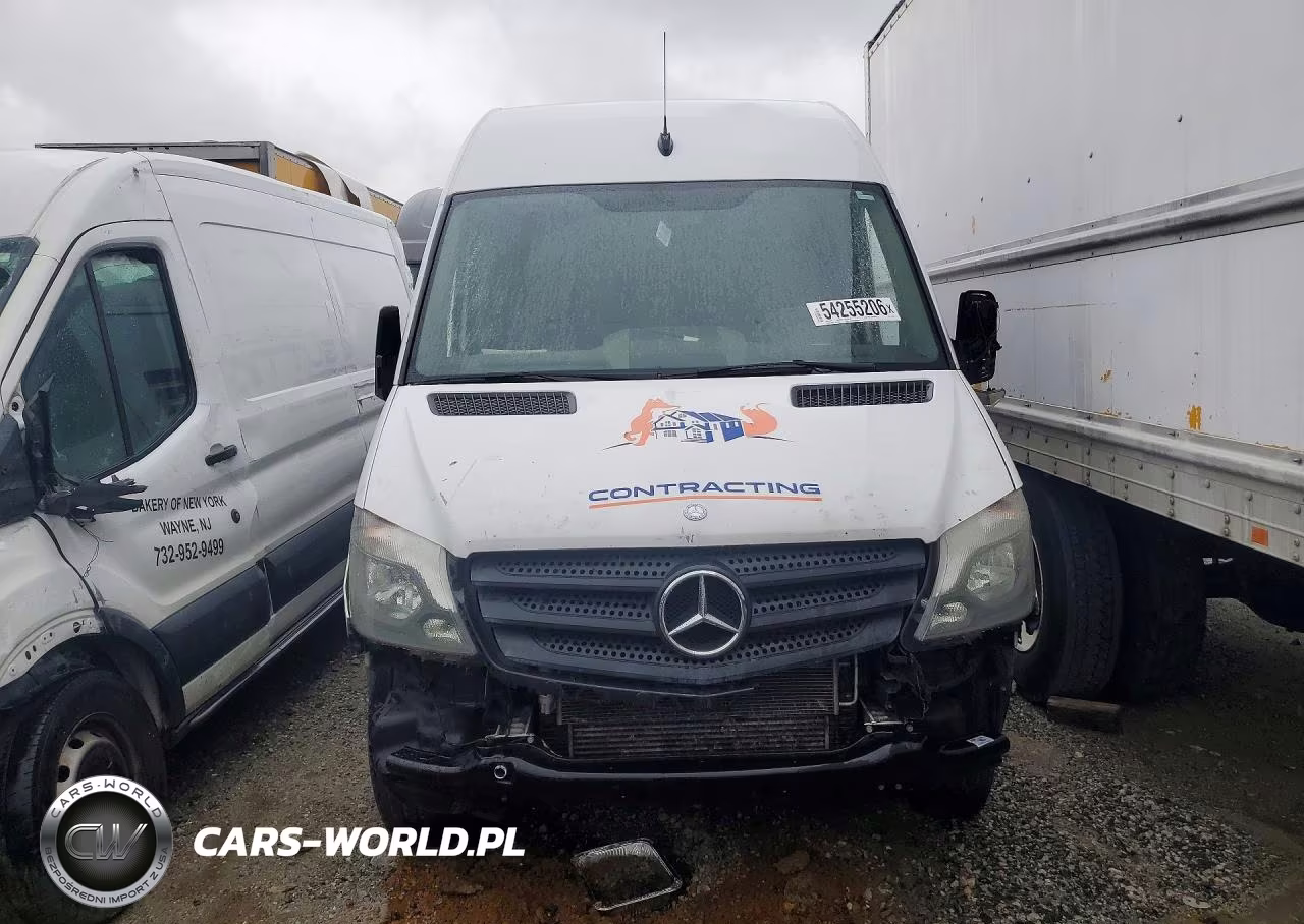 2015 Mercedes Benz Sprinter 3500 Delivery Van VIN:WD3PF4CC9FP114261 - 5