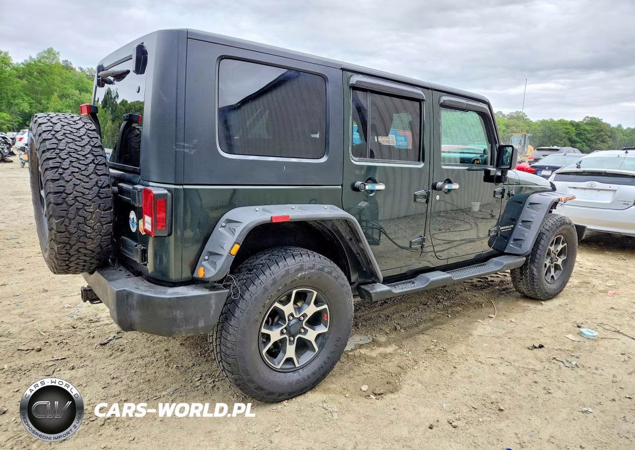 2010 Jeep Wrangler Unlimited Sport VIN:1J4HA3H1XAL199163 - 3