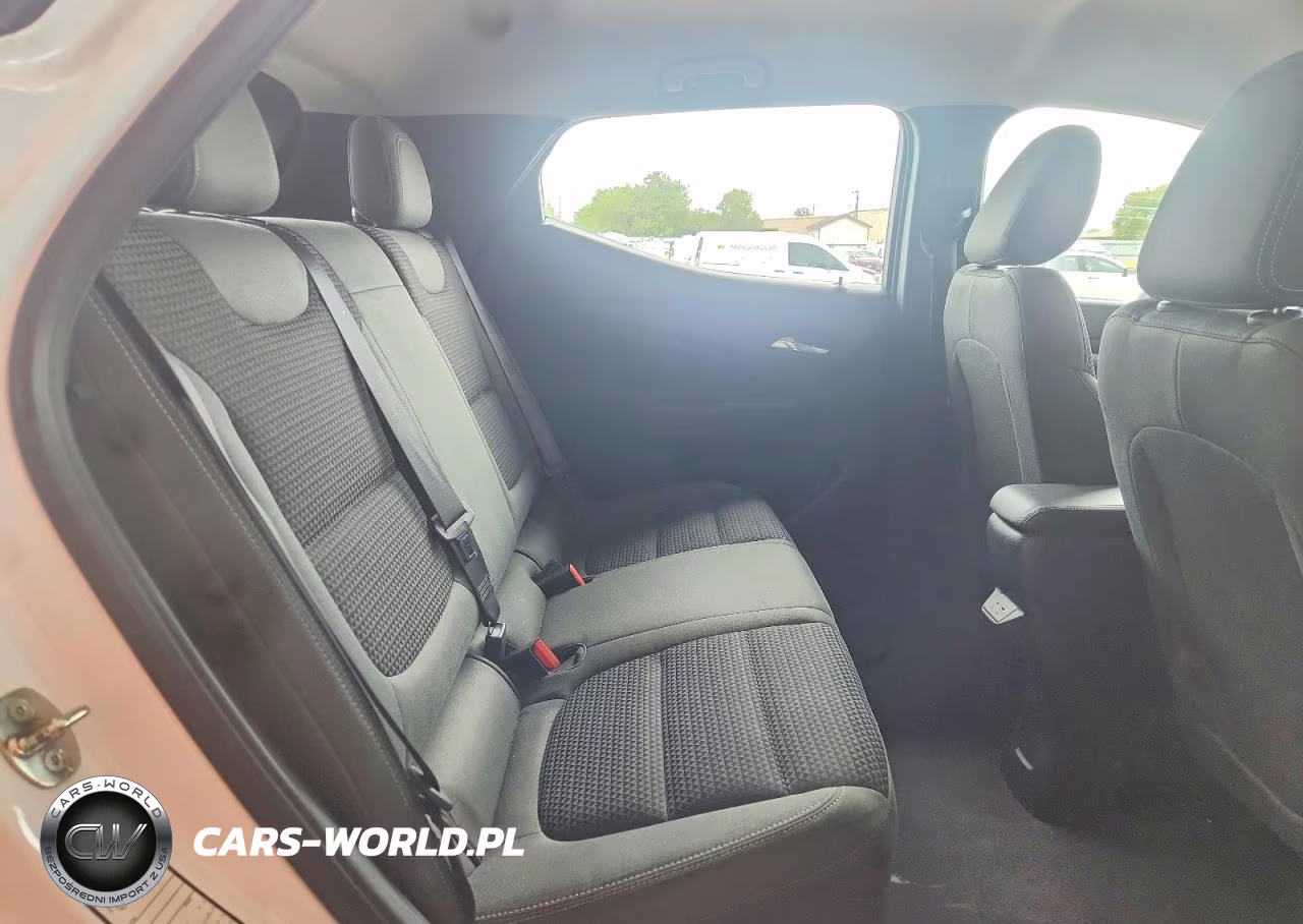 2023 Chevrolet Bolt Euv Lt VIN:1G1FY6S0XP4135047 - 10