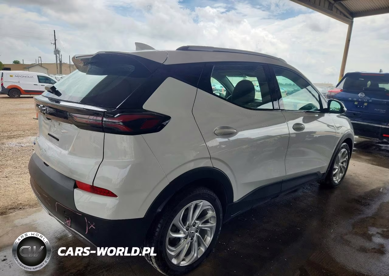 2023 Chevrolet Bolt Euv Lt VIN:1G1FY6S0XP4135047 - 3
