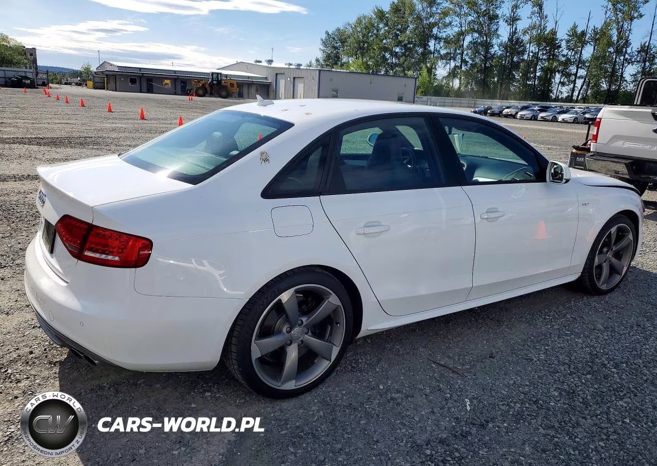 2012 Audi S4 Prestige VIN:WAUKGAFL9CA031822 - 3