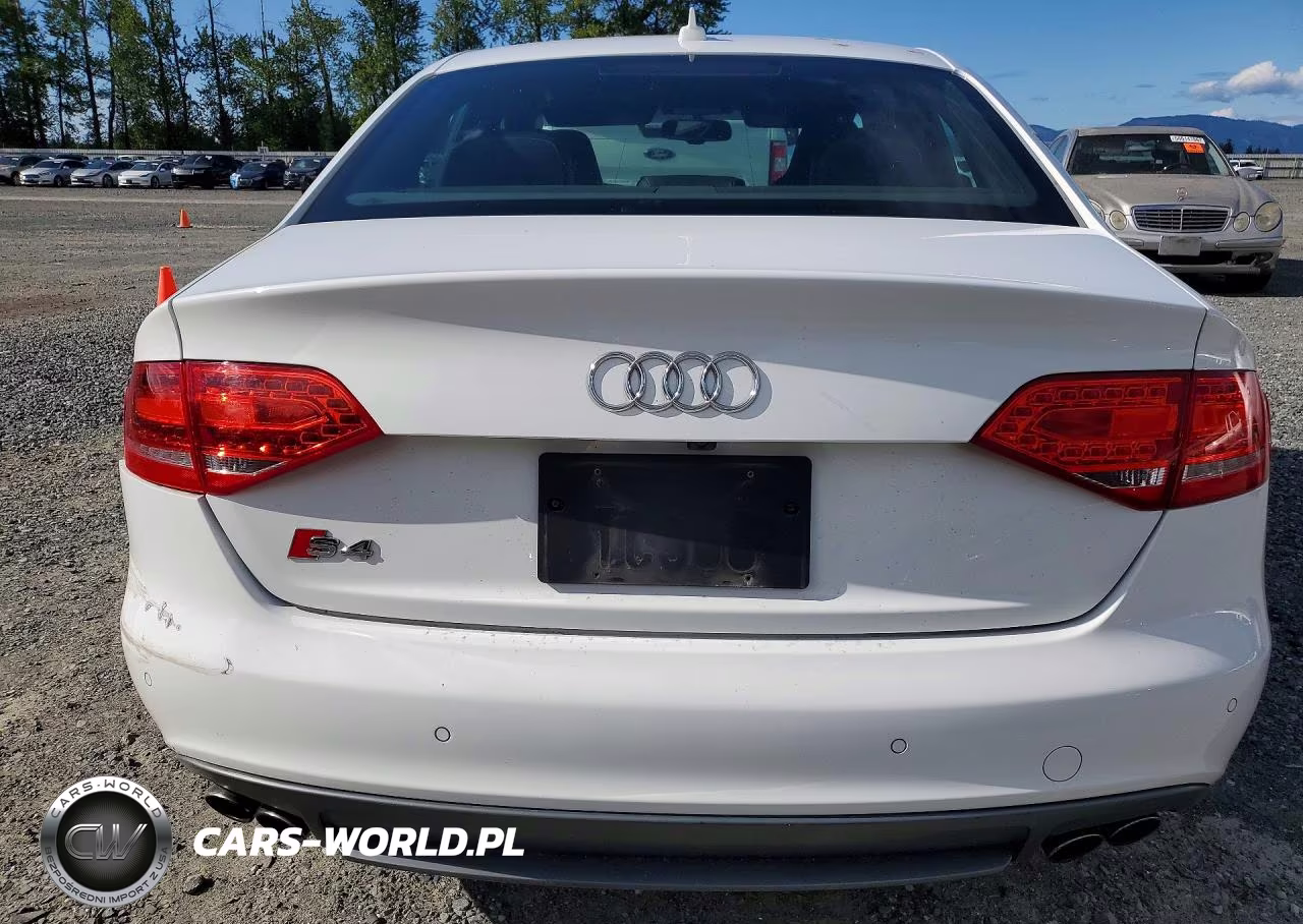 2012 Audi S4 Prestige VIN:WAUKGAFL9CA031822 - 6