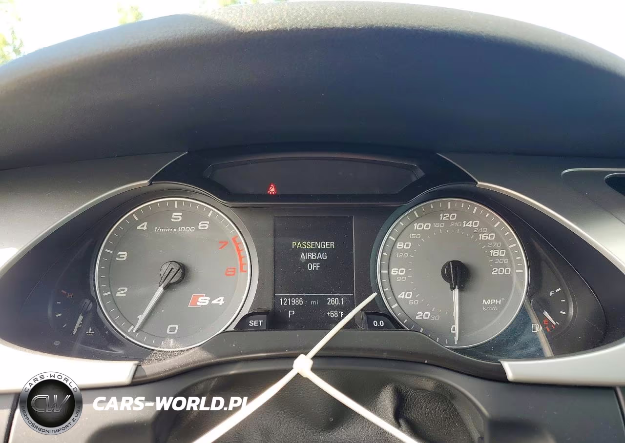 2012 Audi S4 Prestige VIN:WAUKGAFL9CA031822 - 9