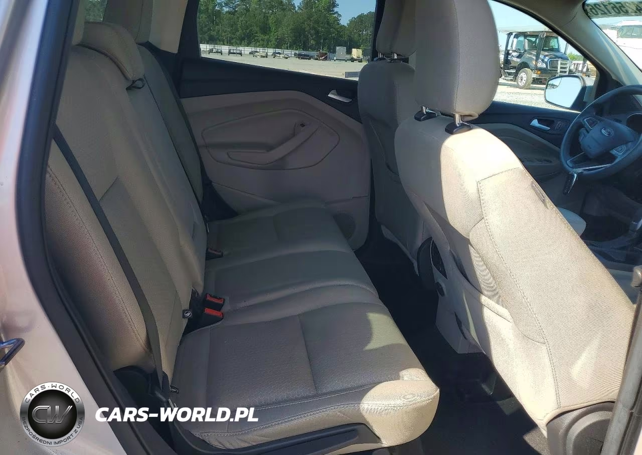2019 Ford Escape Se VIN:1FMCU9G9XKUB83635 - 11