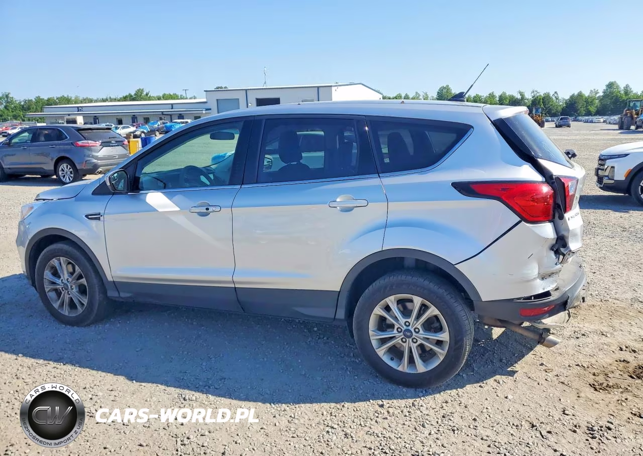 2019 Ford Escape Se VIN:1FMCU9G9XKUB83635 - 2