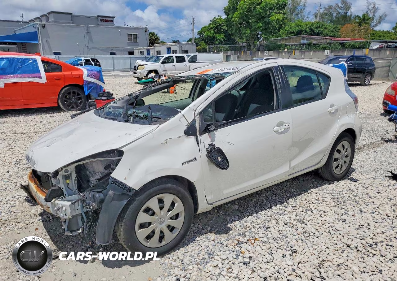 2012 Toyota Prius C Two – zdjęcie 1 z 13