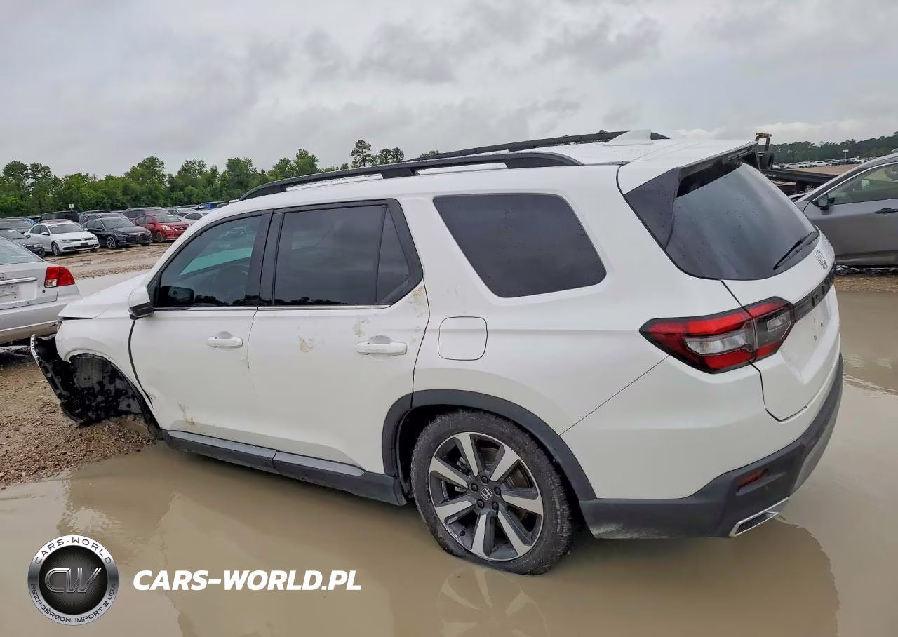 2025 Honda Pilot Touring VIN:5FNYG2H75SB007140 - 2