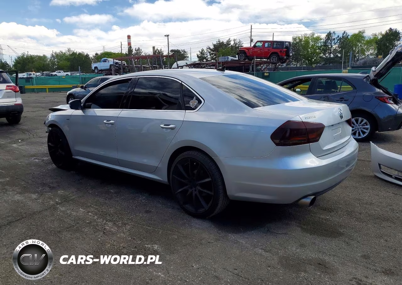 2015 Volkswagen Passat S VIN:1VWAT7A38FC112613 - 2