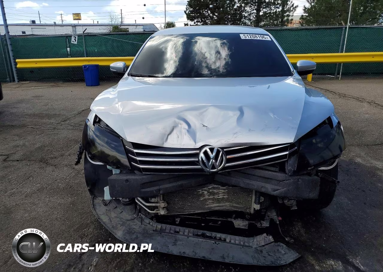 2015 Volkswagen Passat S VIN:1VWAT7A38FC112613 - 5