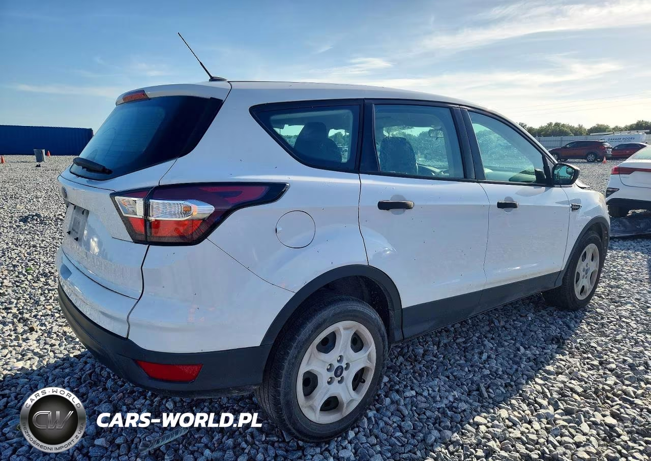 2017 Ford Escape S VIN:1FMCU0F76HUB05180 - 3
