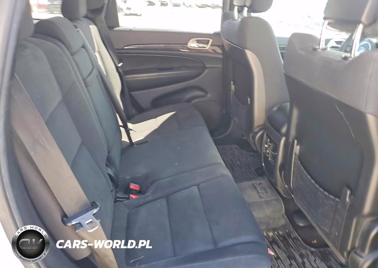 2011 Jeep Grand Cherokee Laredo VIN:1J4RR4GG2BC654677 - 10