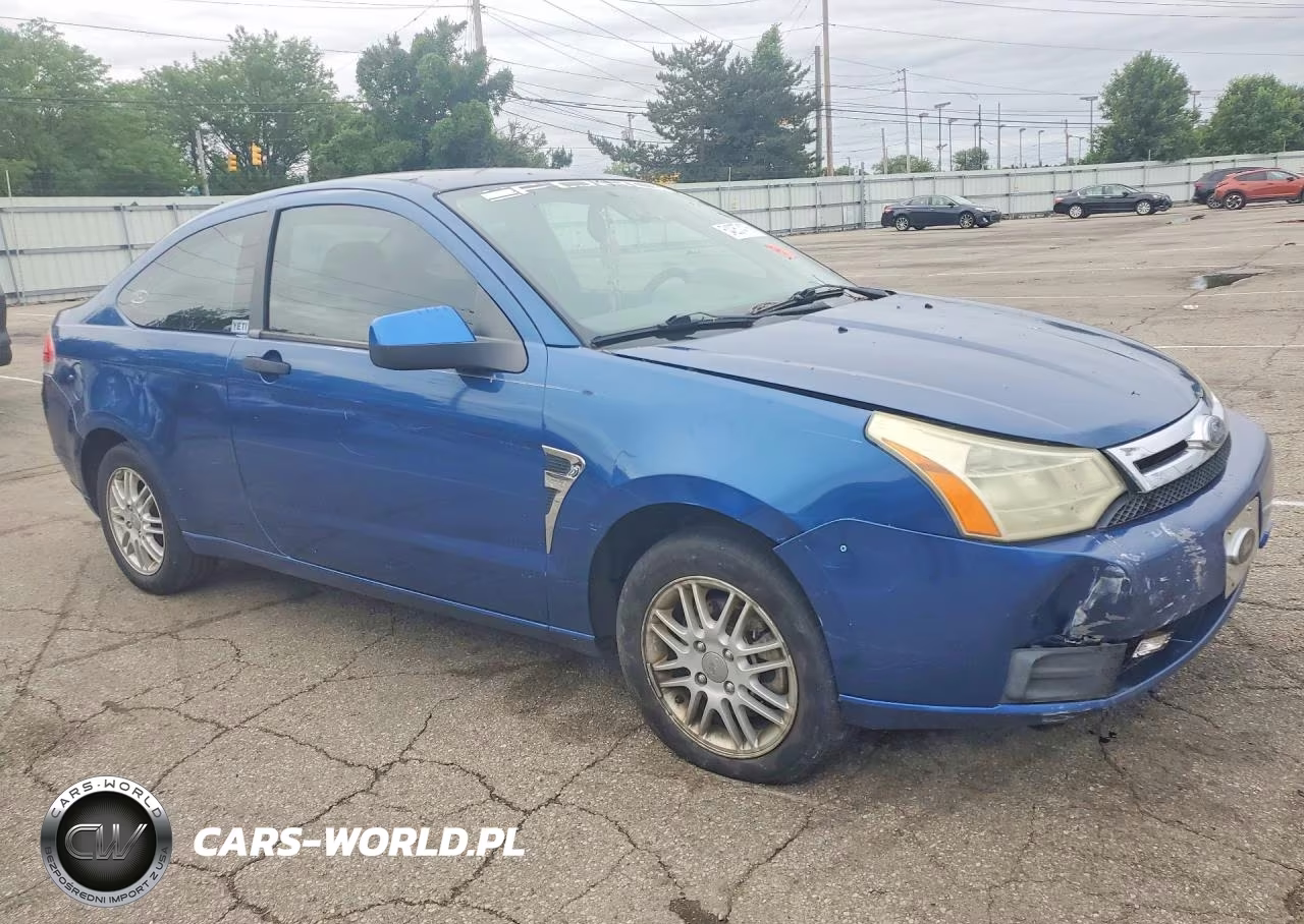 2008 Ford Focus Se VIN:1FAHP33NX8W187026 - 4
