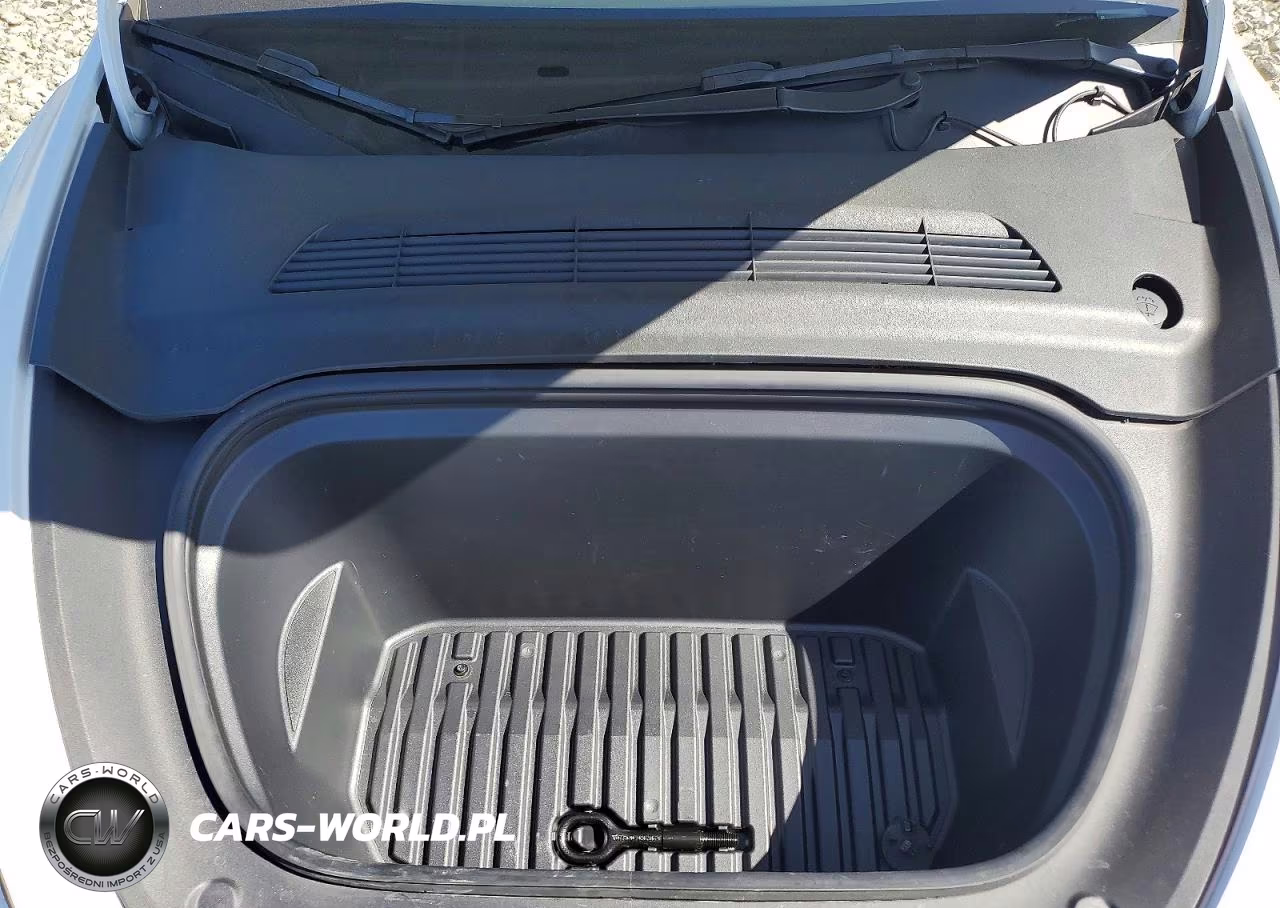2022 Tesla Model Y VIN:7SAYGDEE9NF356338 - 11