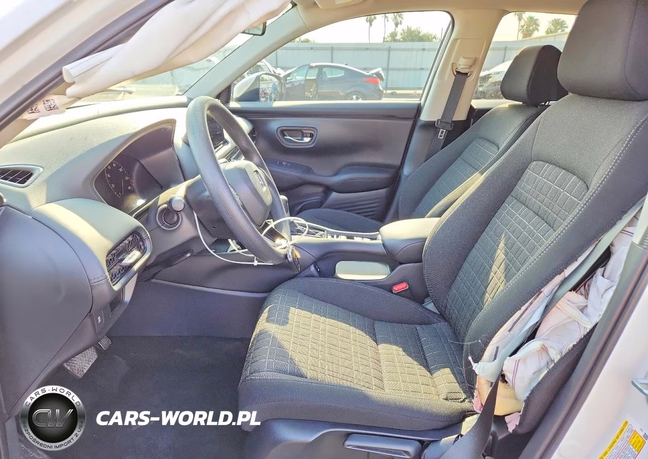2026 Honda Hr-V Lx VIN:3CZRZ1H30TM743030 - 7