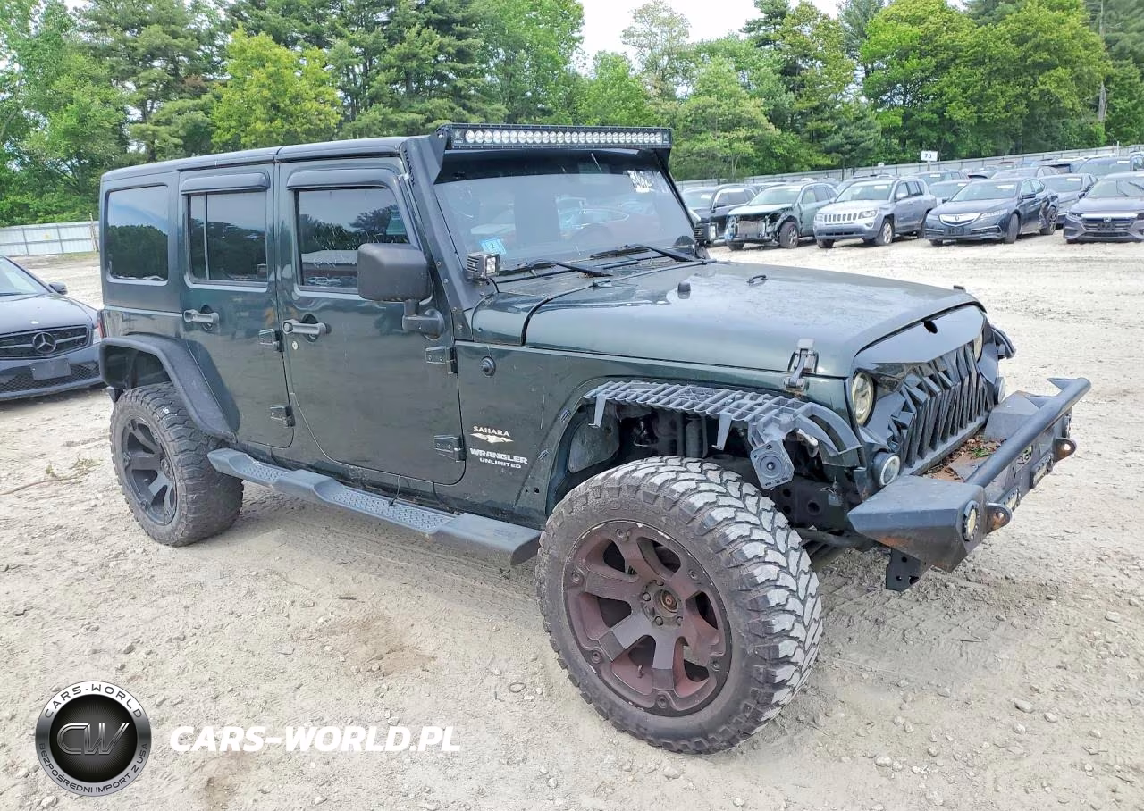 2011 Jeep Wrangler Unlimited Sahara VIN:1J4BA5H15BL532579 - 4