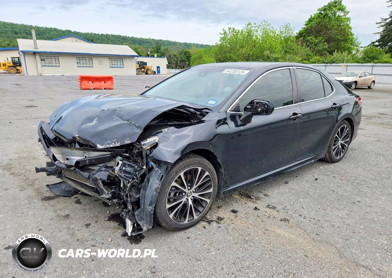 2018 Toyota Camry Se – zdjęcie 1 z 12