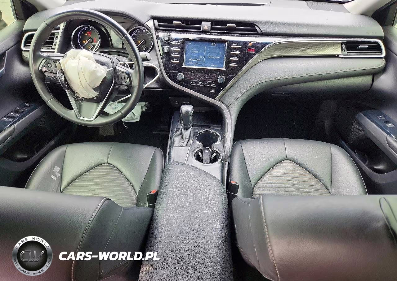 2018 Toyota Camry Se VIN:JTNB11HK0J3004384 - 8