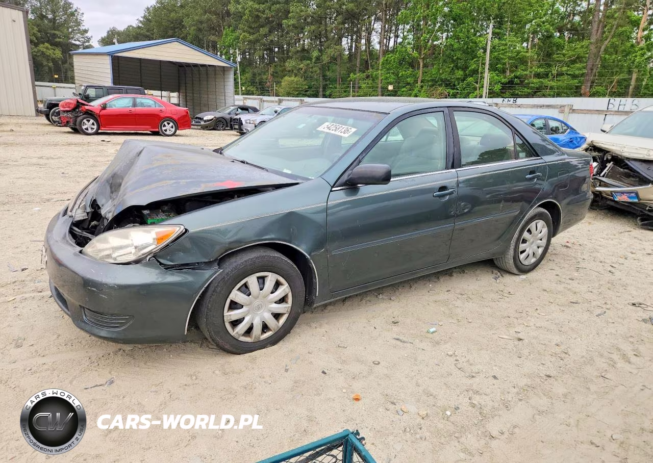 2005 Toyota Camry Le