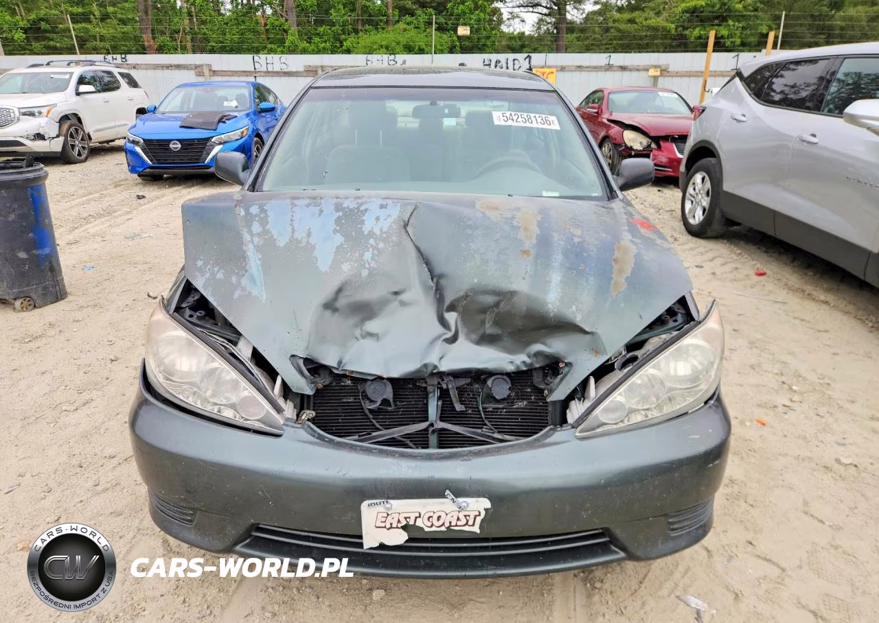 2005 Toyota Camry Le VIN:4T1BE32K65U044655 - 5