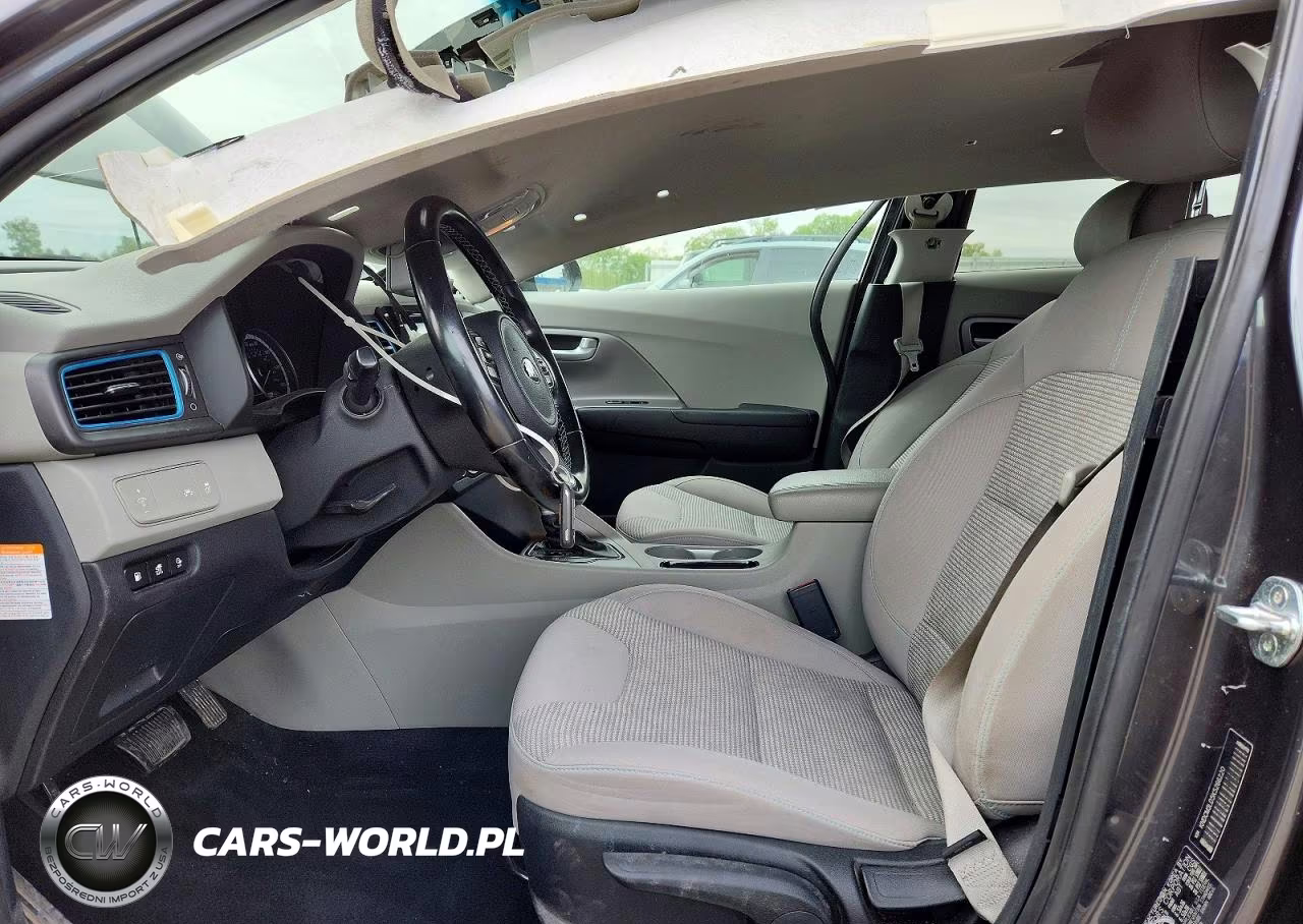 2019 Kia Niro Lx VIN:KNDCM3LD5K5266220 - 7