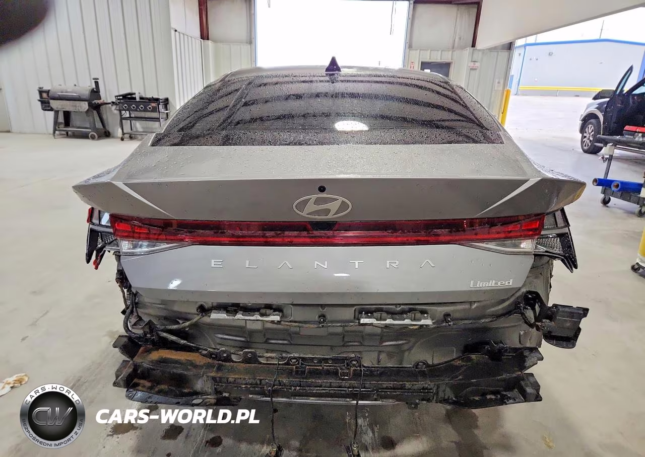 2025 Hyundai Elantra Limited VIN:KMHLP4DG8SU940030 - 5