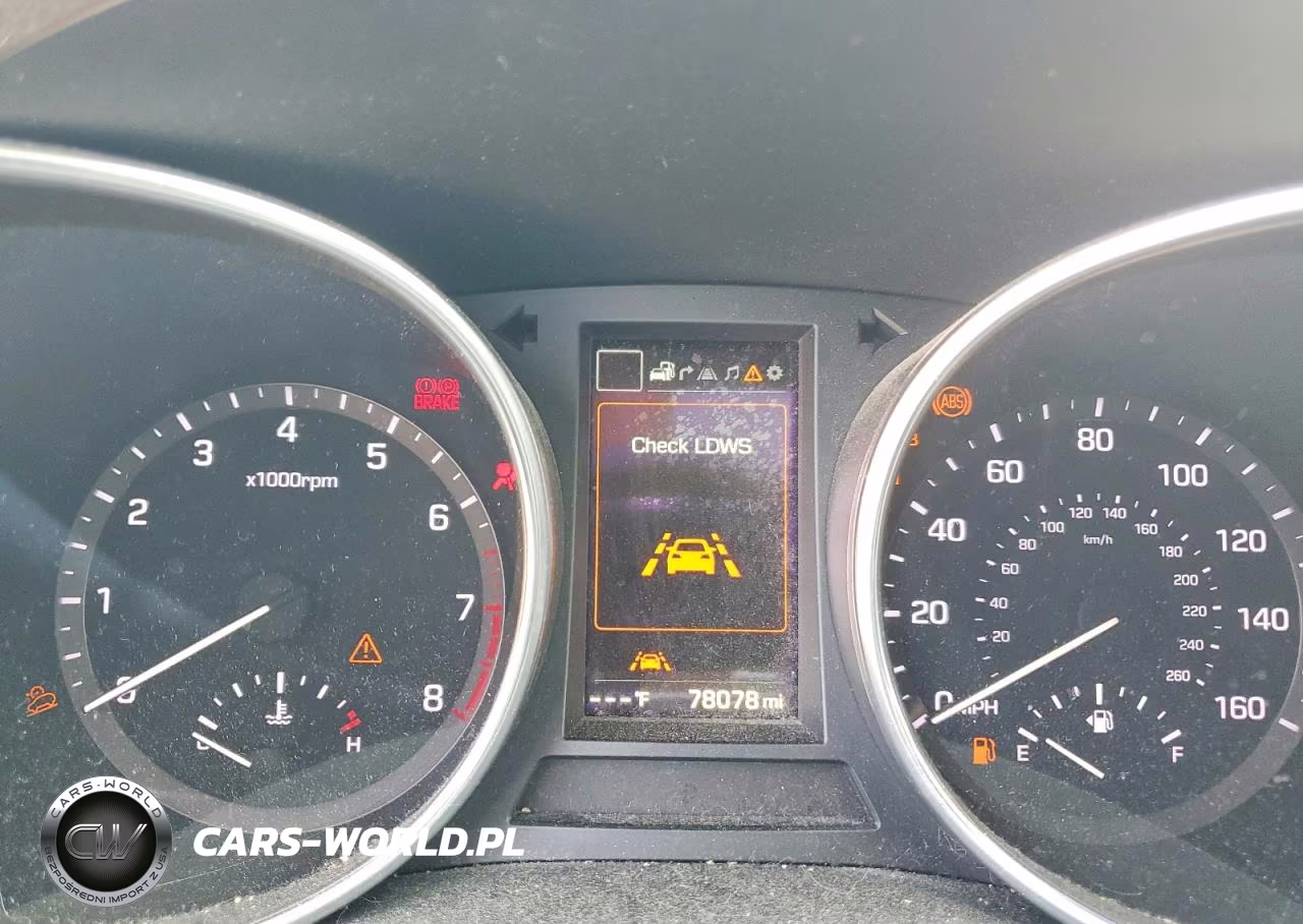 2018 Hyundai Santa Fe Se Ultimate VIN:KM8SR4HF0JU283441 - 9