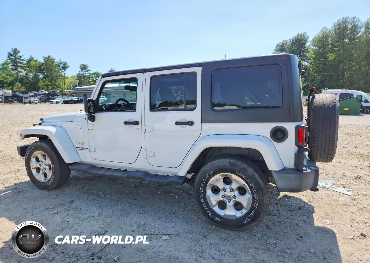 2015 Jeep Wrangler Unlimited Sahara VIN:1C4BJWEG0FL685882 - 2
