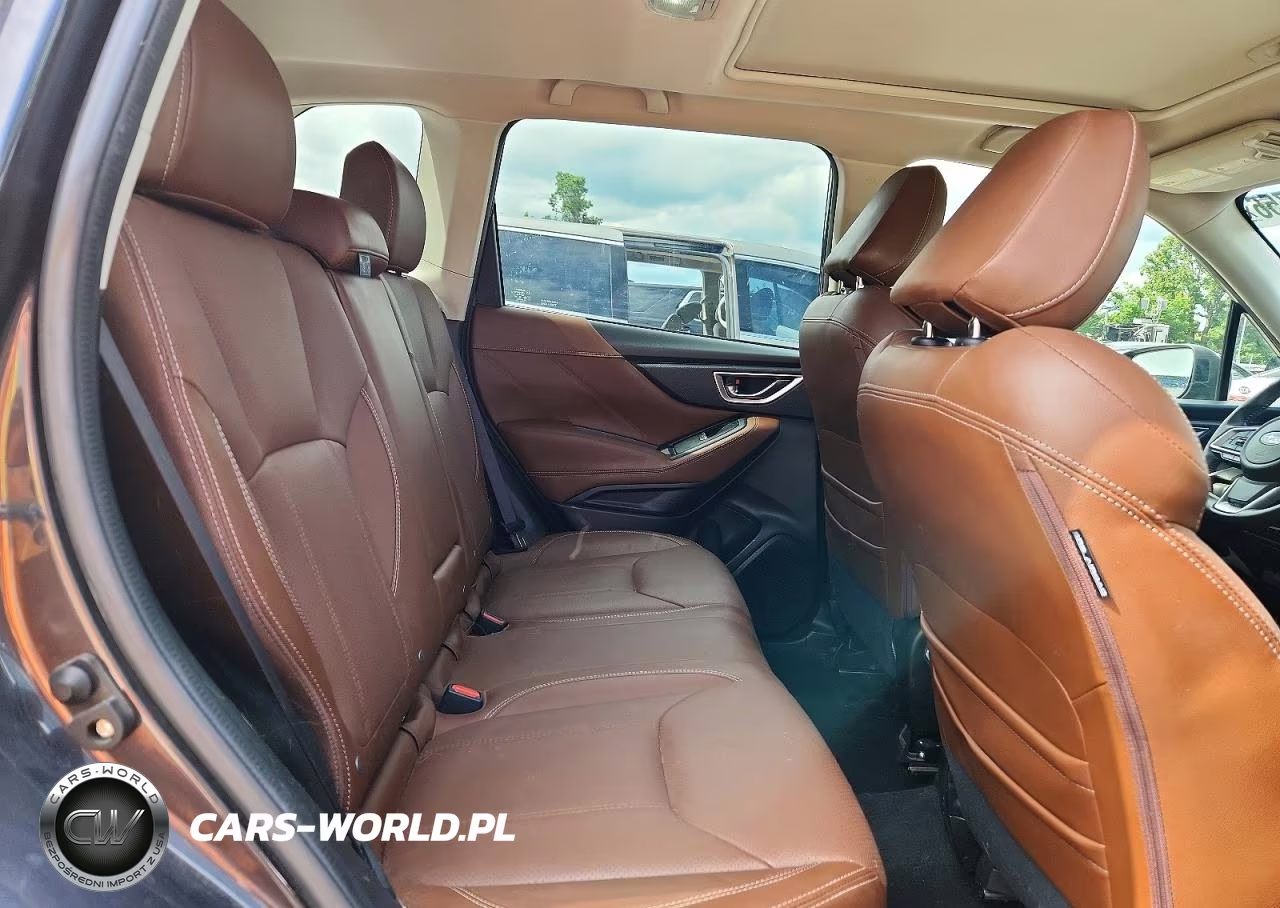 2019 Subaru Forester Touring VIN:JF2SKAWC9KH412286 - 11
