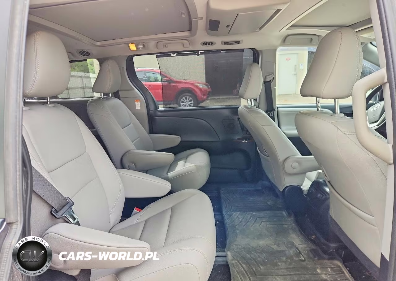 2018 Toyota Sienna Limited Premium 7-Passenger VIN:5TDDZ3DC6JS189331 - 11