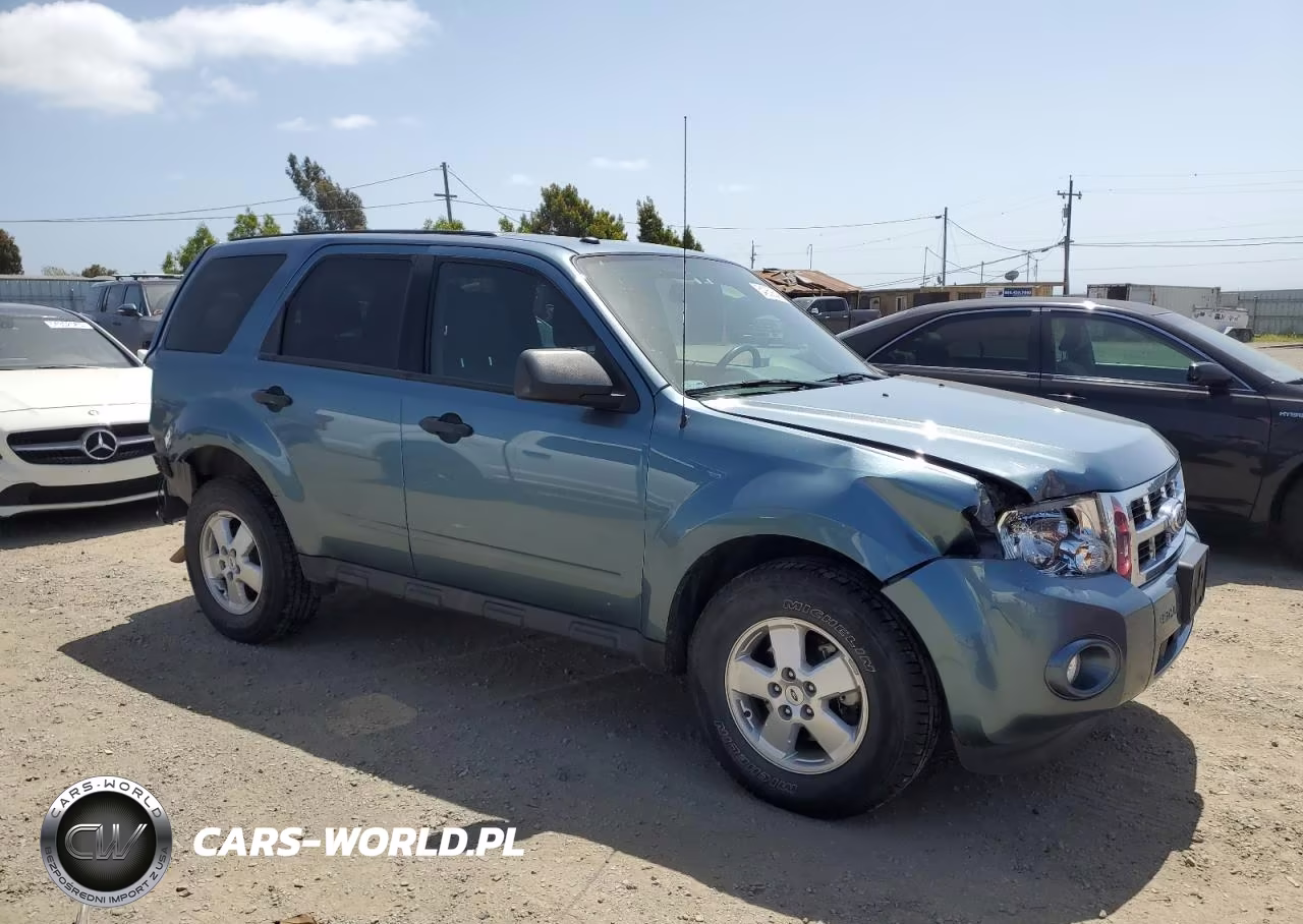 2012 Ford Escape Xlt VIN:1FMCU9D78CKB55381 - 4