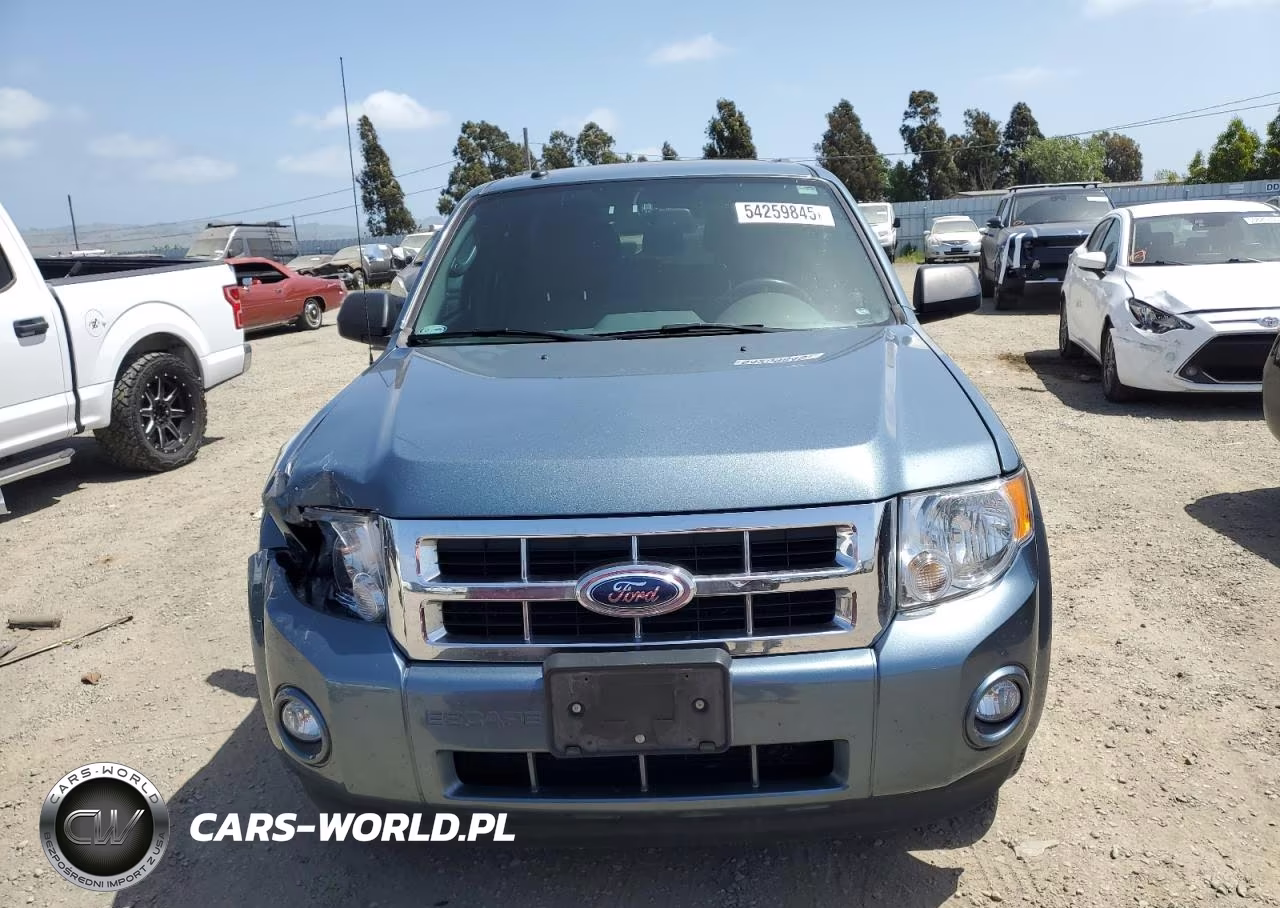 2012 Ford Escape Xlt VIN:1FMCU9D78CKB55381 - 5
