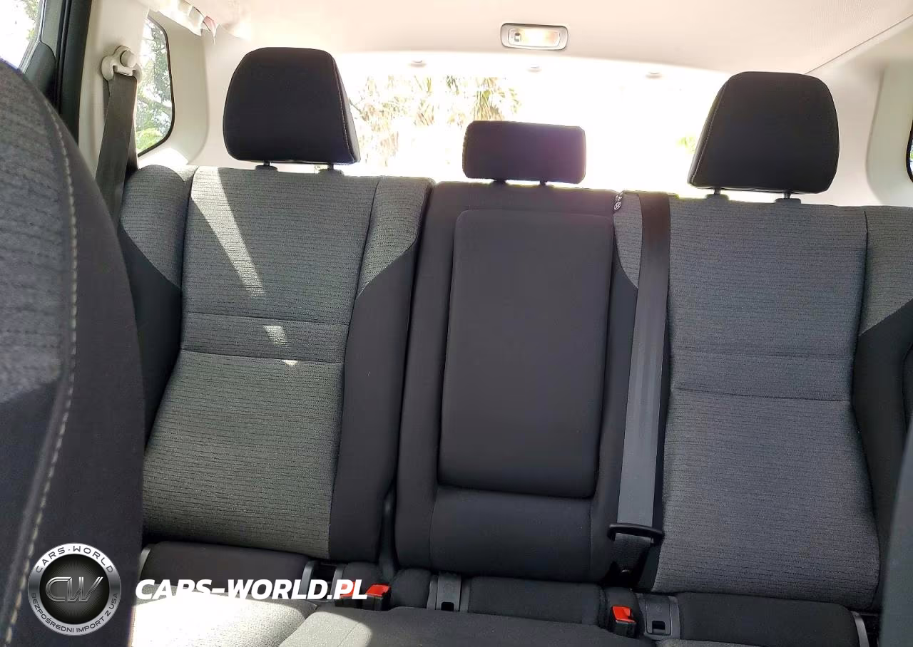 2021 Nissan Rogue S VIN:5N1AT3AA1MC673934 - 10