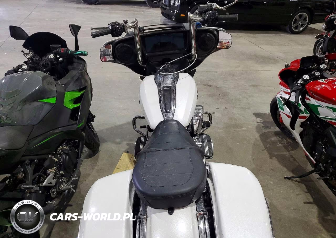 2024 Harley-Davidson Flhx VIN:1HD1KB712RB637786 - 6