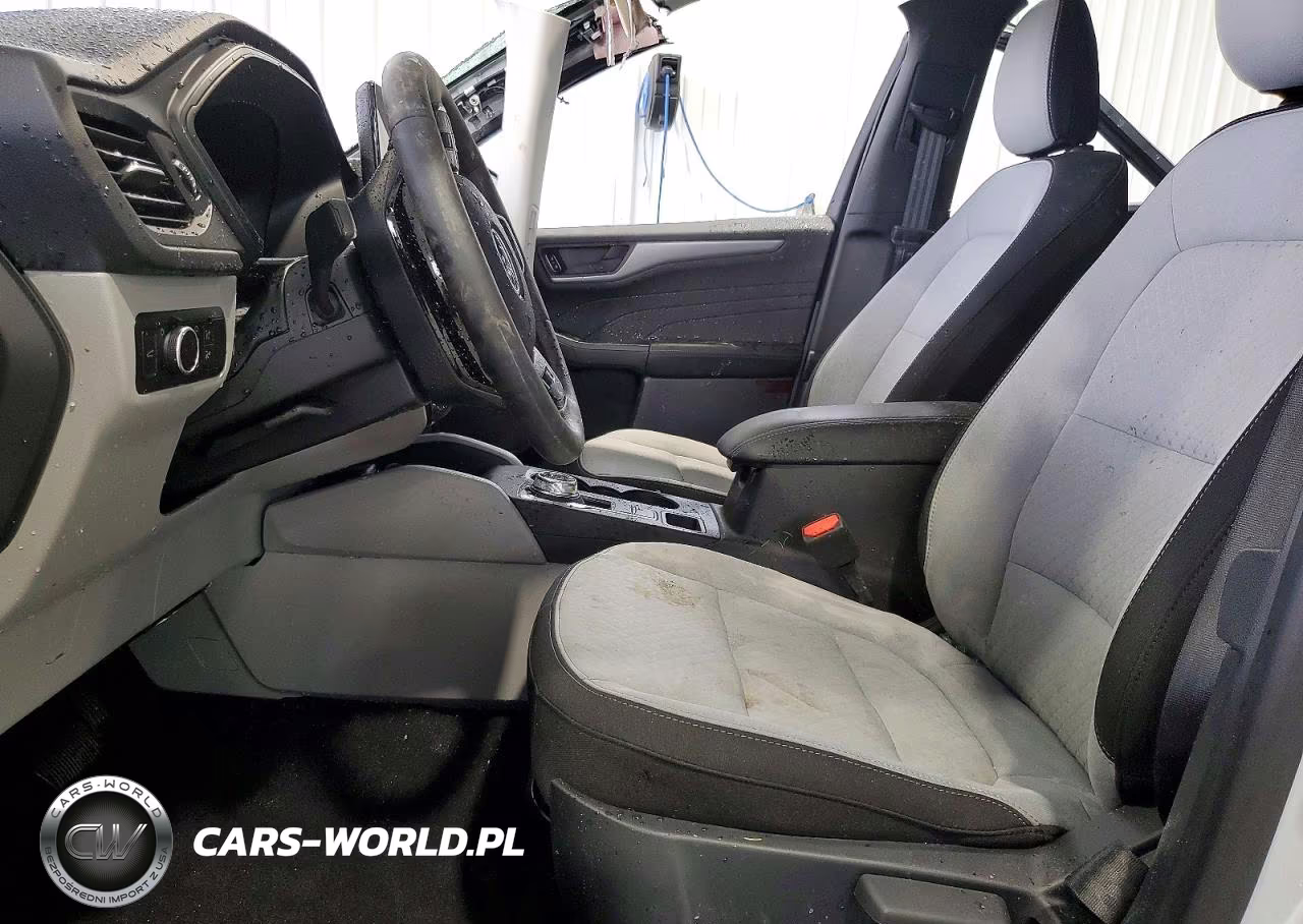 2026 Ford Escape Active VIN:1FMCU9GNXTUA04606 - 7