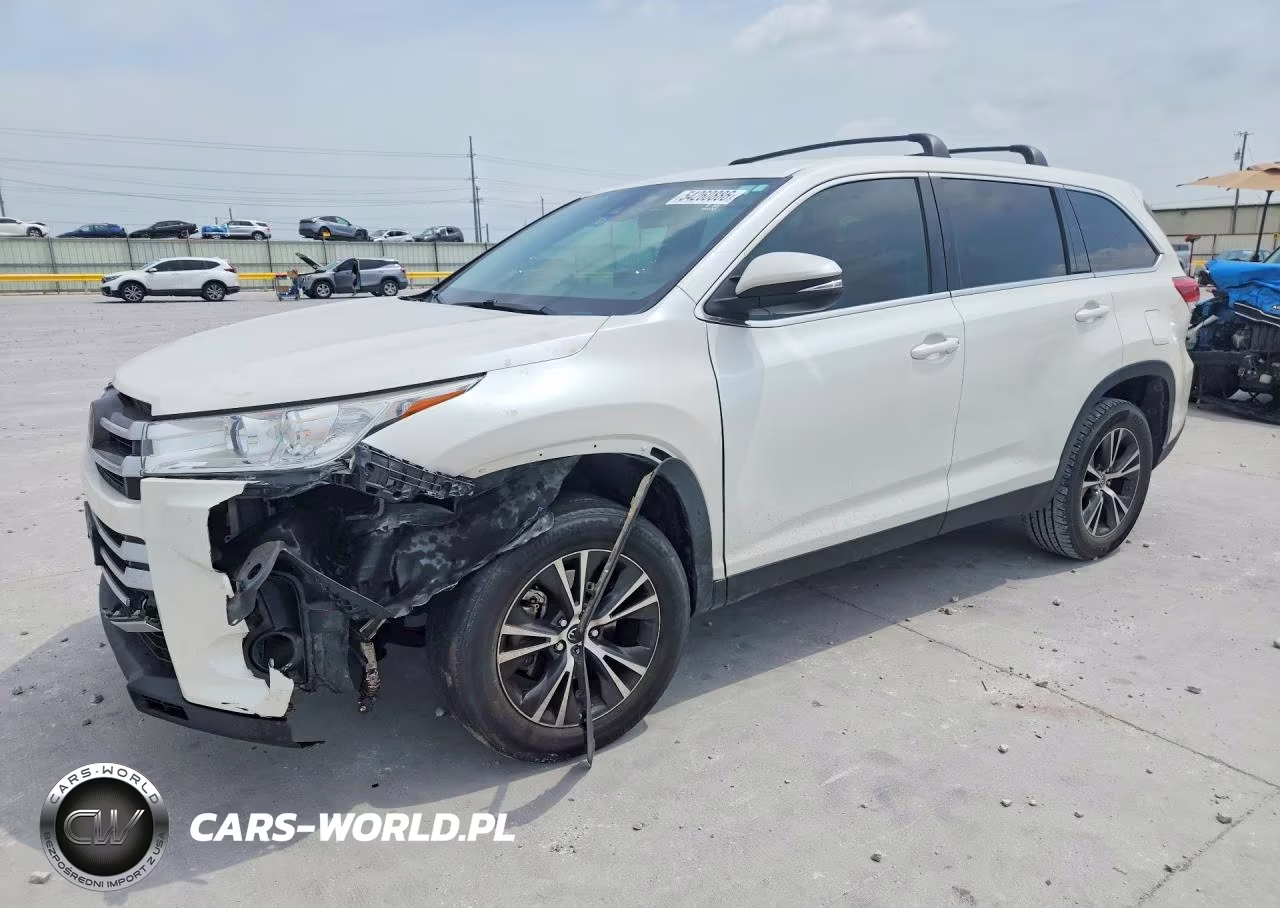 2019 Toyota Highlander Le Plus – zdjęcie 1 z 13