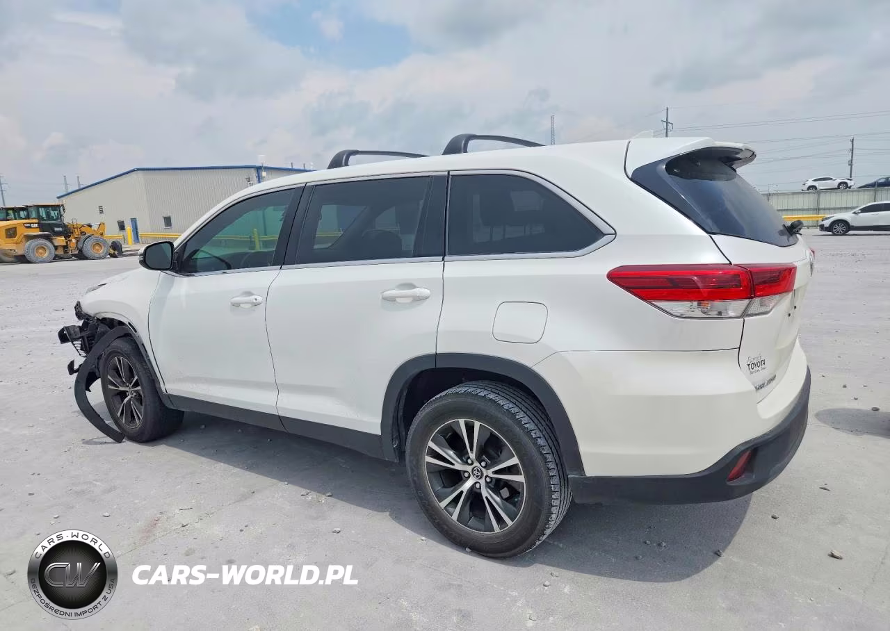2019 Toyota Highlander Le Plus VIN:5TDZZRFH0KS311636 - 2