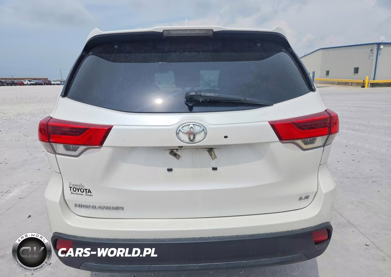 2019 Toyota Highlander Le Plus VIN:5TDZZRFH0KS311636 - 6
