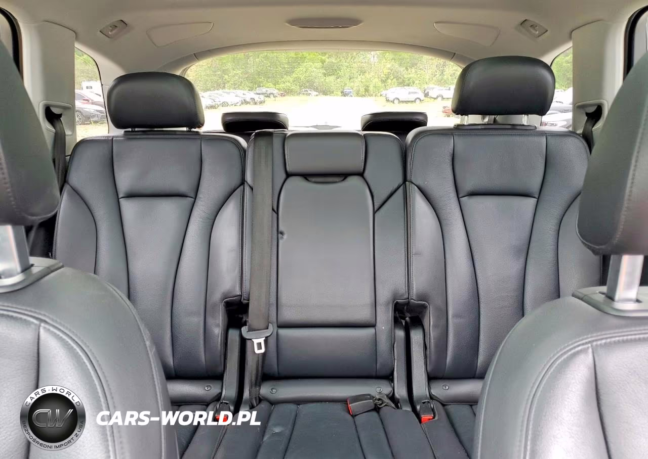 2019 Audi Q7 Premium Plus VIN:WA1LAAF75KD009271 - 10