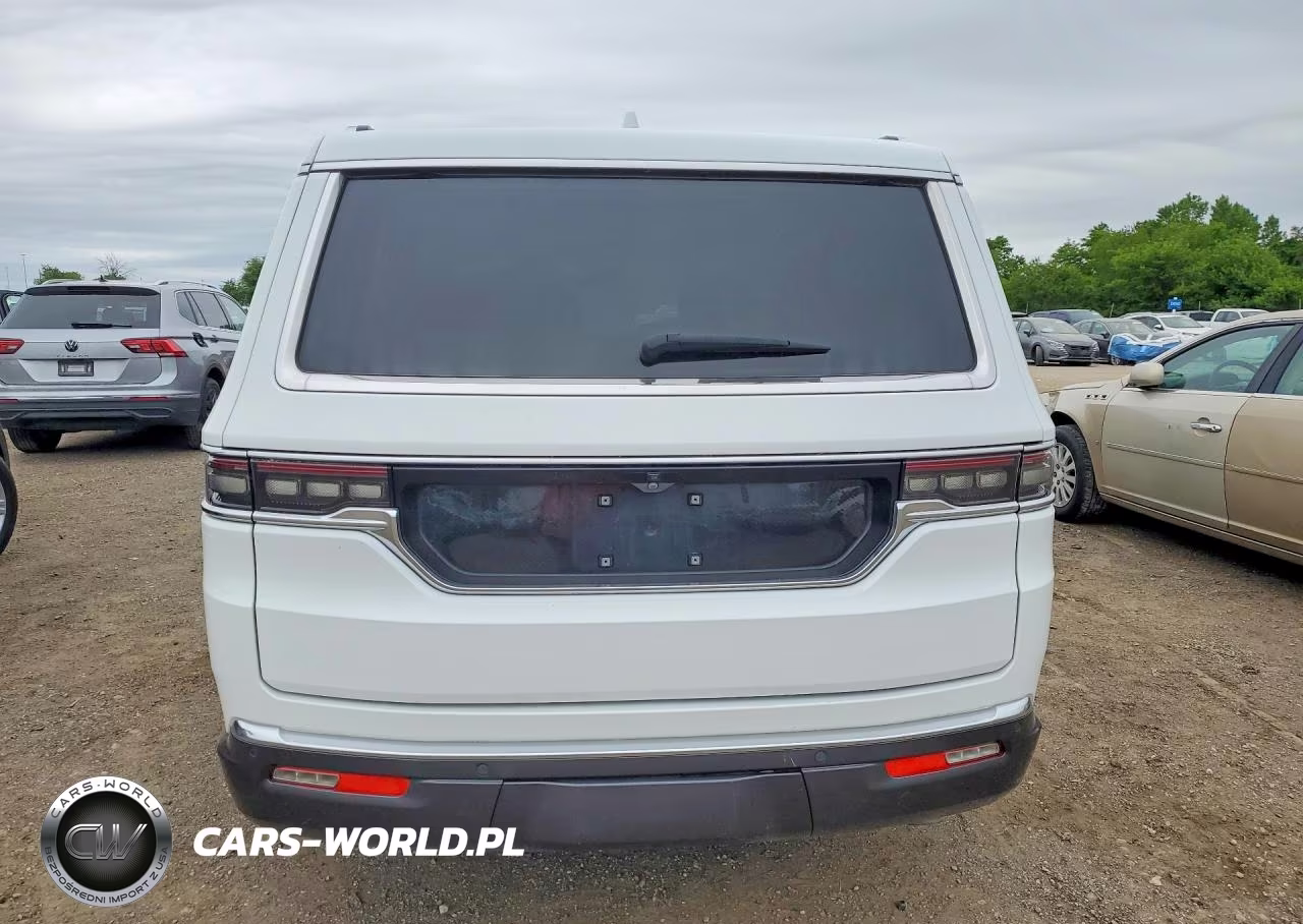 2022 Jeep Grand Wagoneer Series I VIN:1C4SJVEJXNS109856 - 6