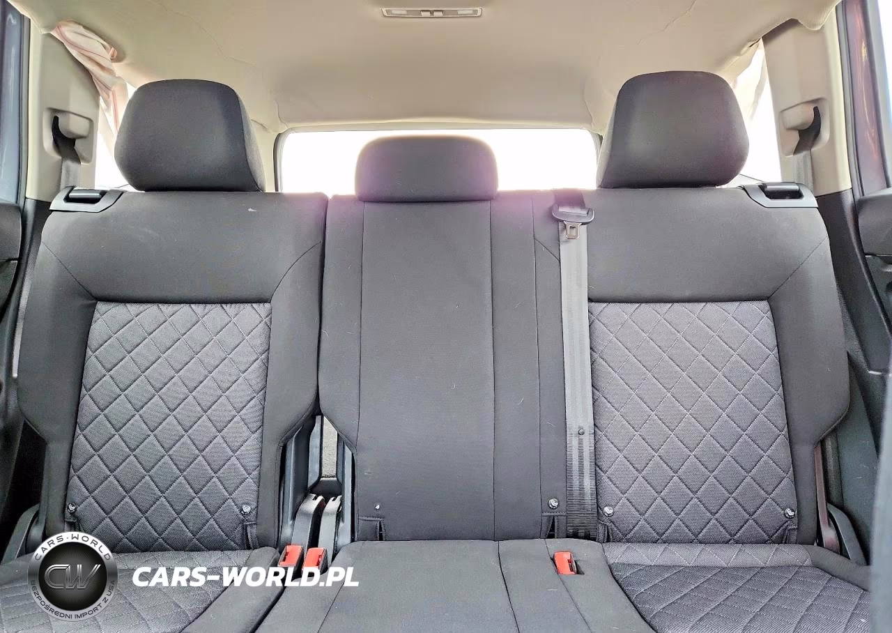 2019 Volkswagen Atlas S VIN:1V2AP2CAXKC555215 - 10