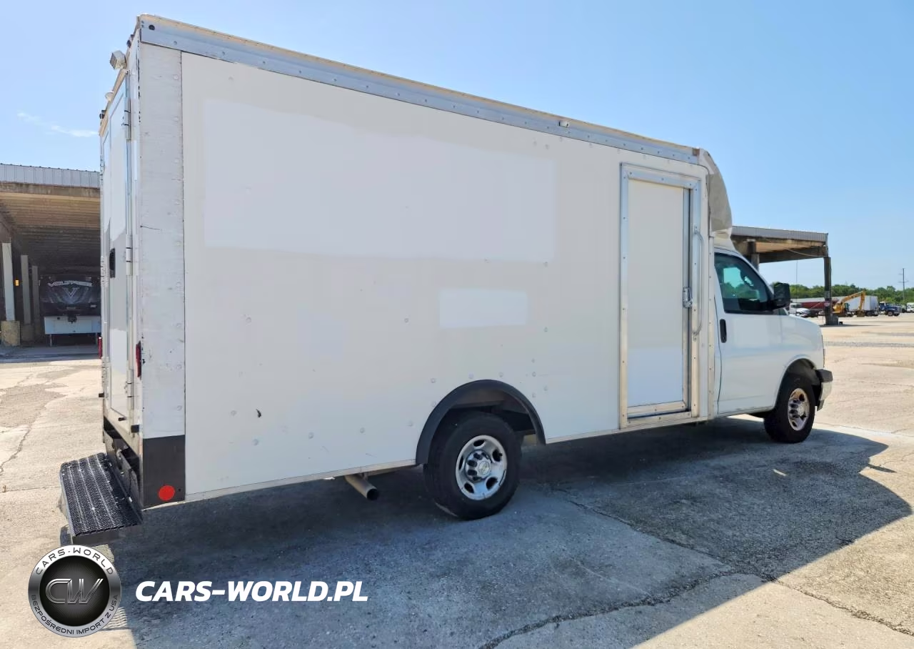 2022 Chevrolet Express Delivery Truck VIN:1GB0GSF76N1172762 - 3