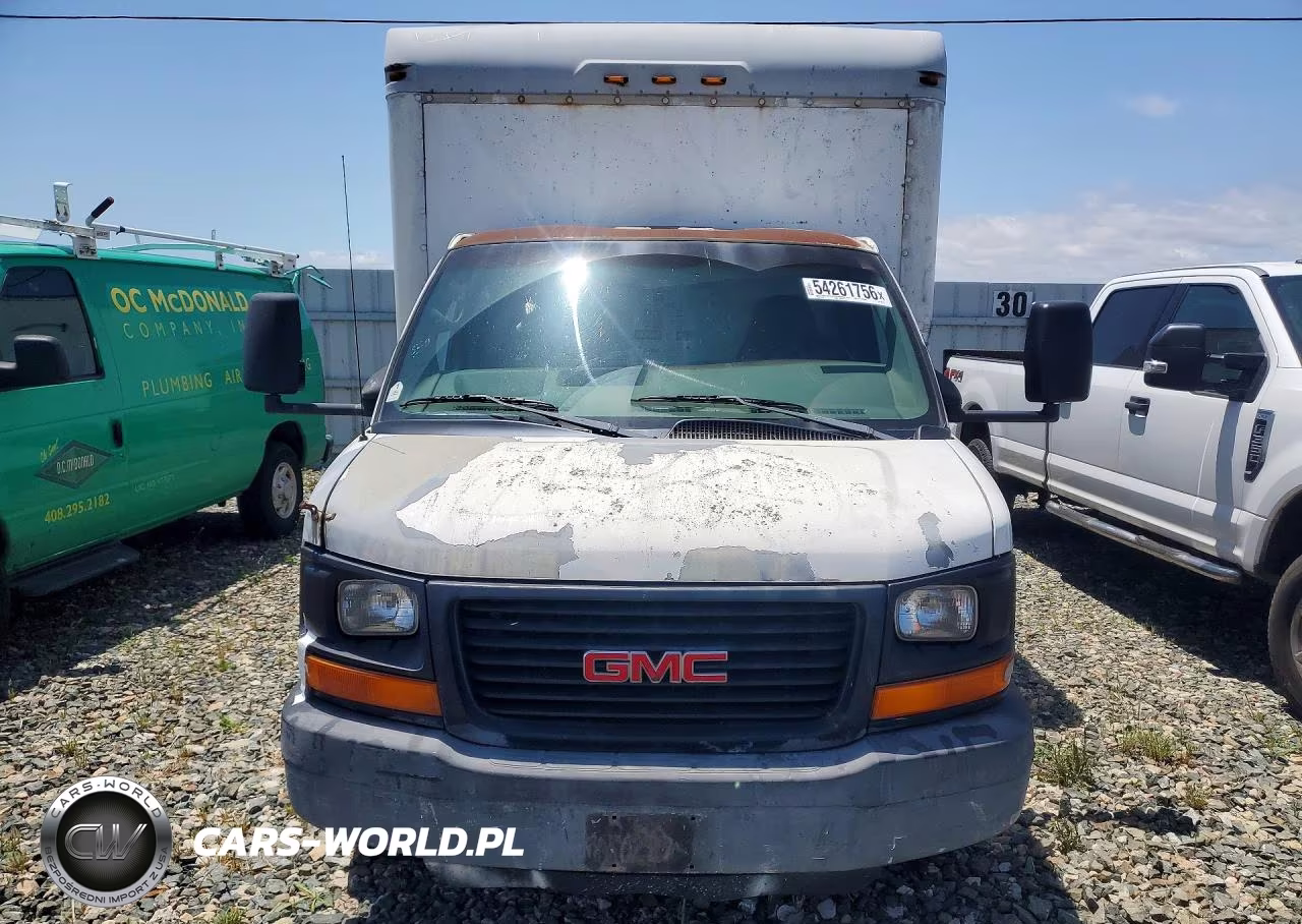 2004 GMC Savana Cutaway G3500 VIN:1GDJG31U941908106 - 5