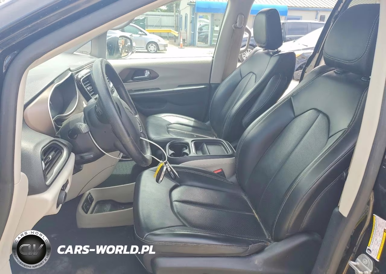 2020 Chrysler Voyager Lxi VIN:2C4RC1DG5LR181974 - 7